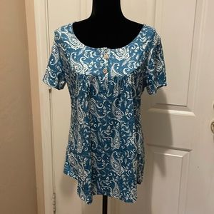 Paisley pull over top